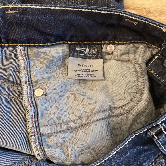 Silver Jeans - Picture 3 of 3